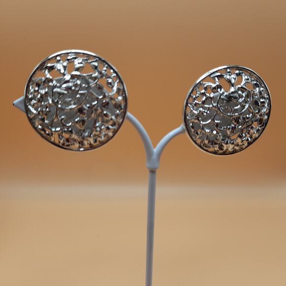 Vintage Sarah Coventry Set: Bracelet Clip Earrings, Frozen Lace, 1970s - Picture 3 of 10